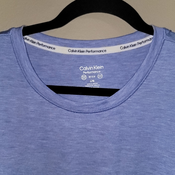Calvin Klein NWT Blue Sleeveless Performance Activewear Tank Top - SIZE LARGE - Picture 4 of 7